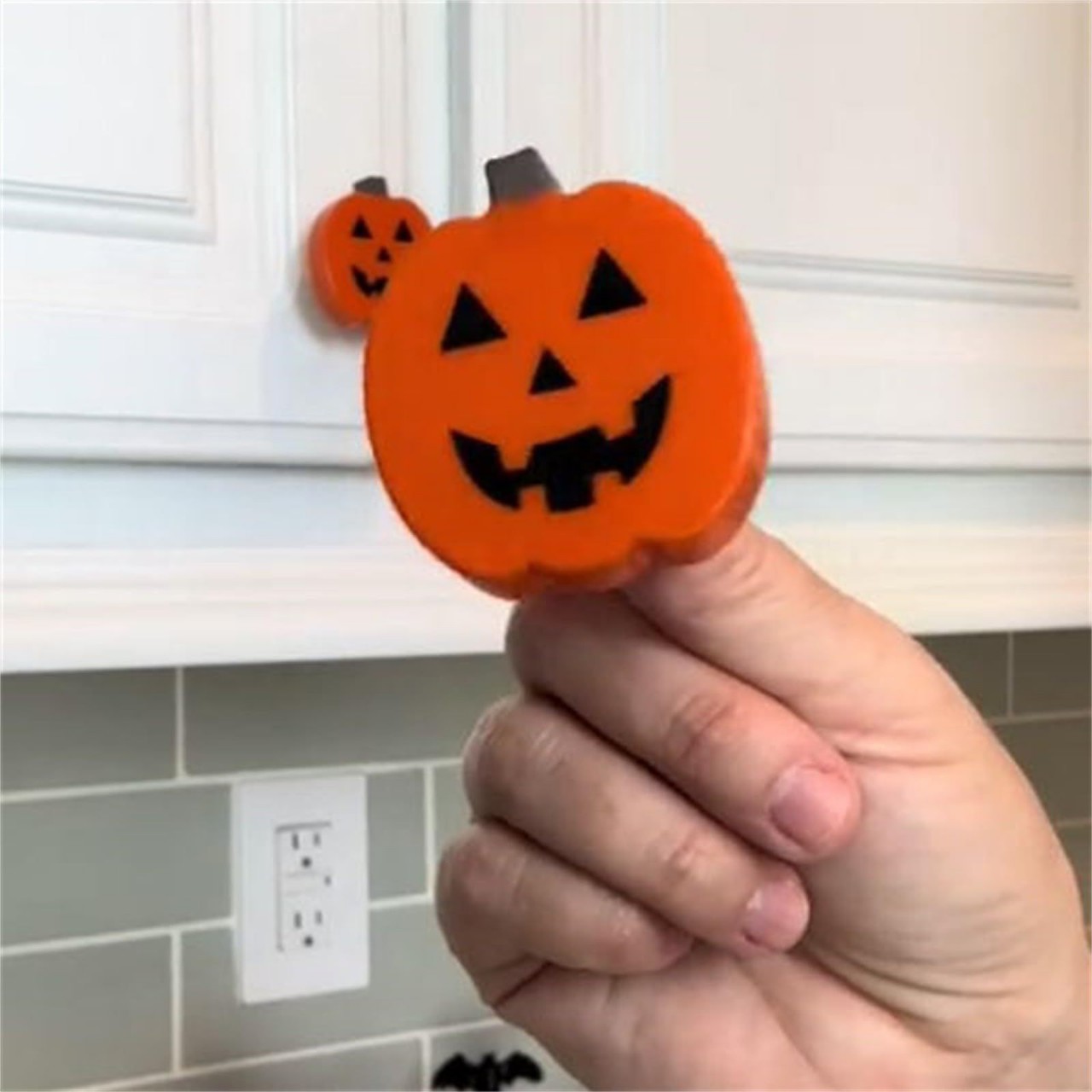 Halloween pumpkin knob cover,  - Furniture Hardware Nut ulasan dan harga